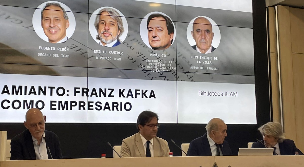 Presentación del libro 'Amianto: Franz Kafka como empresario' - Traducción al español de Román Gil Alburqueque
