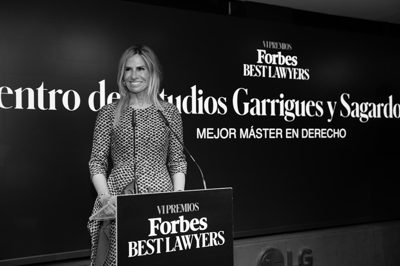 Vanessa Izquierdo, Sagardoy Business School en premio Forbes España